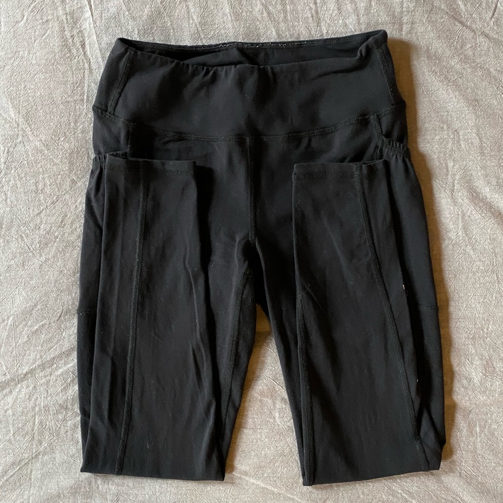 Rogue Crop Leggings
